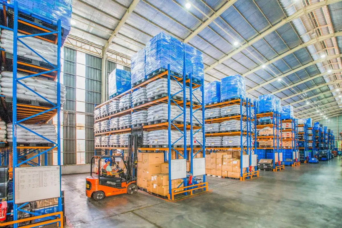 Container modular para estoque: solução imediata e segura