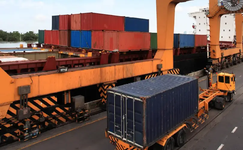 Container marítimo: por que o modelo de 20 pés é tão utilizado?