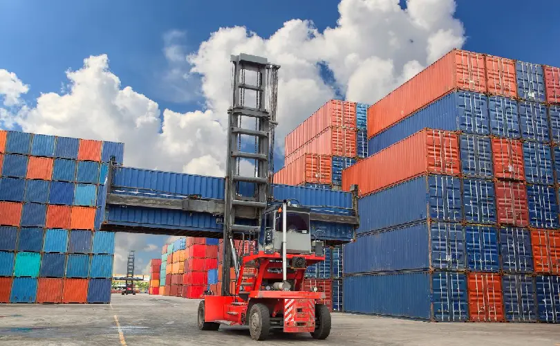 Por que é importante conhecer o peso exato do container?