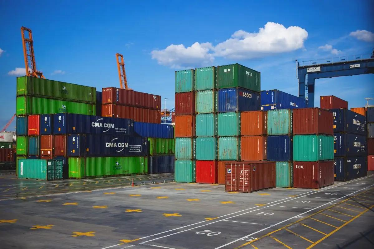 O que é container dry e para que serve?