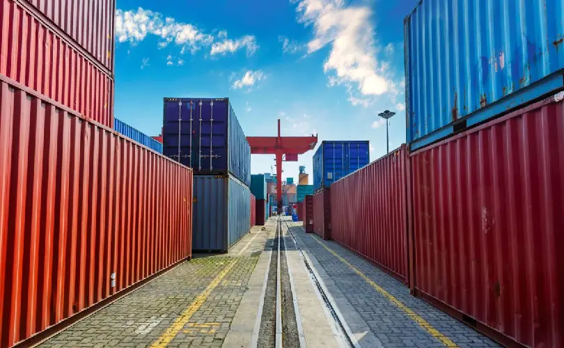 Por que engenheiros e arquitetos optam pelos containers de 40 pés?