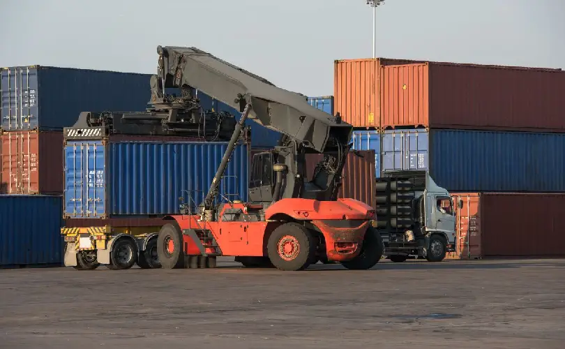 Por que o container marítimo é recente foco de investidores?
